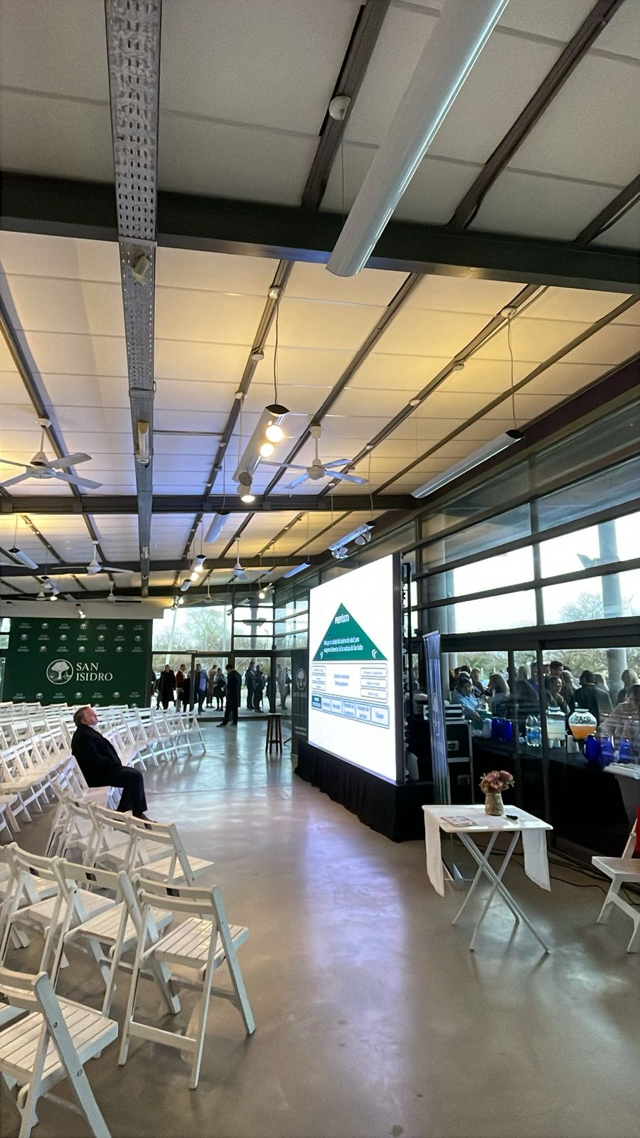 Conferencia Corporativa